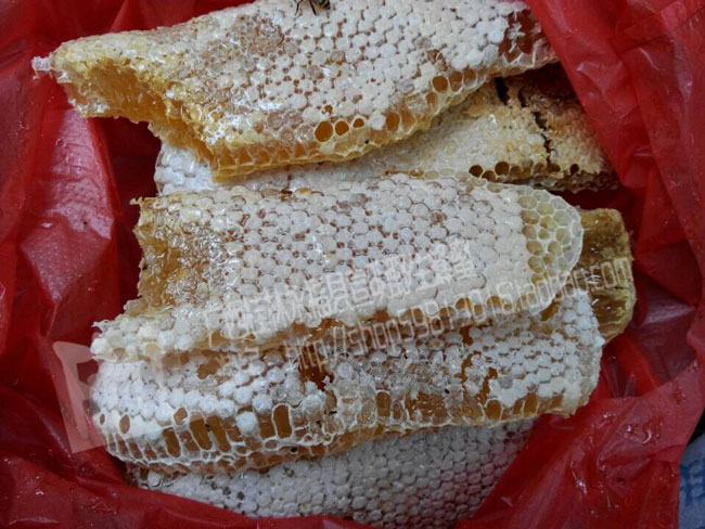 买蜂巢蜜应该注意什么？怎么挑选优质的蜂巢蜜